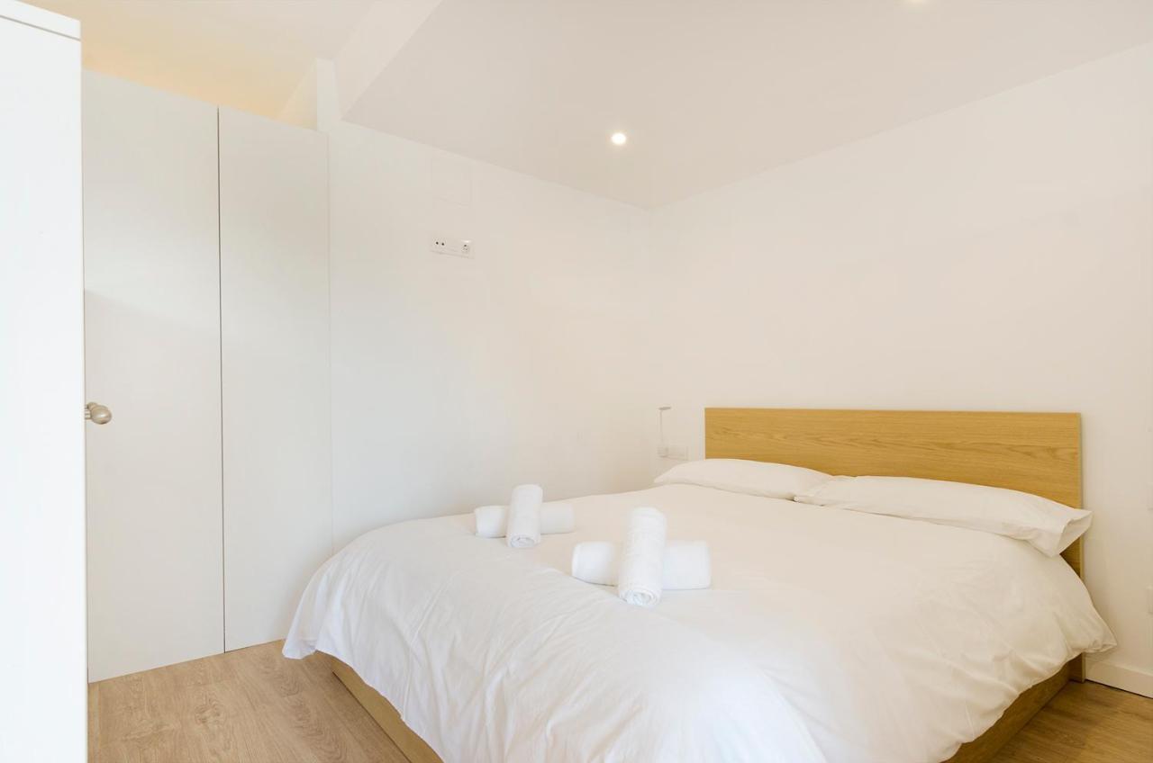 Juli Garreta'S Apartment Girona Bagian luar foto